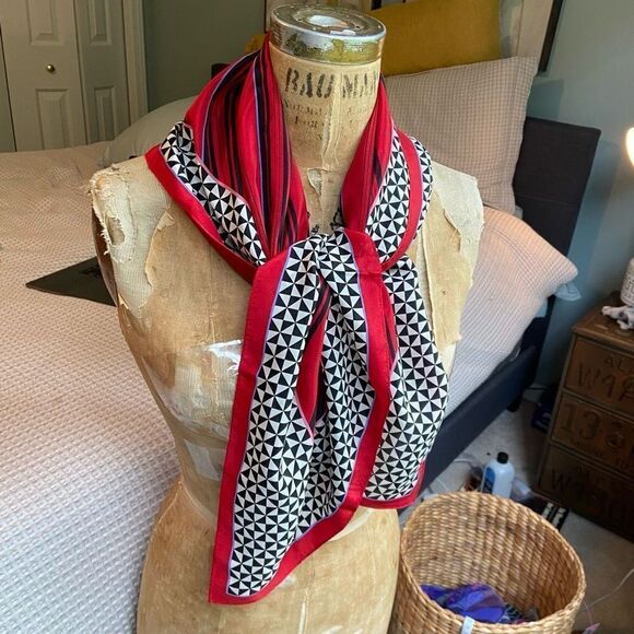 Vintage Anne Klein Extra Large Silk Scarf Red, Black, & White Geometric Houndsto - Picture 7 of 8